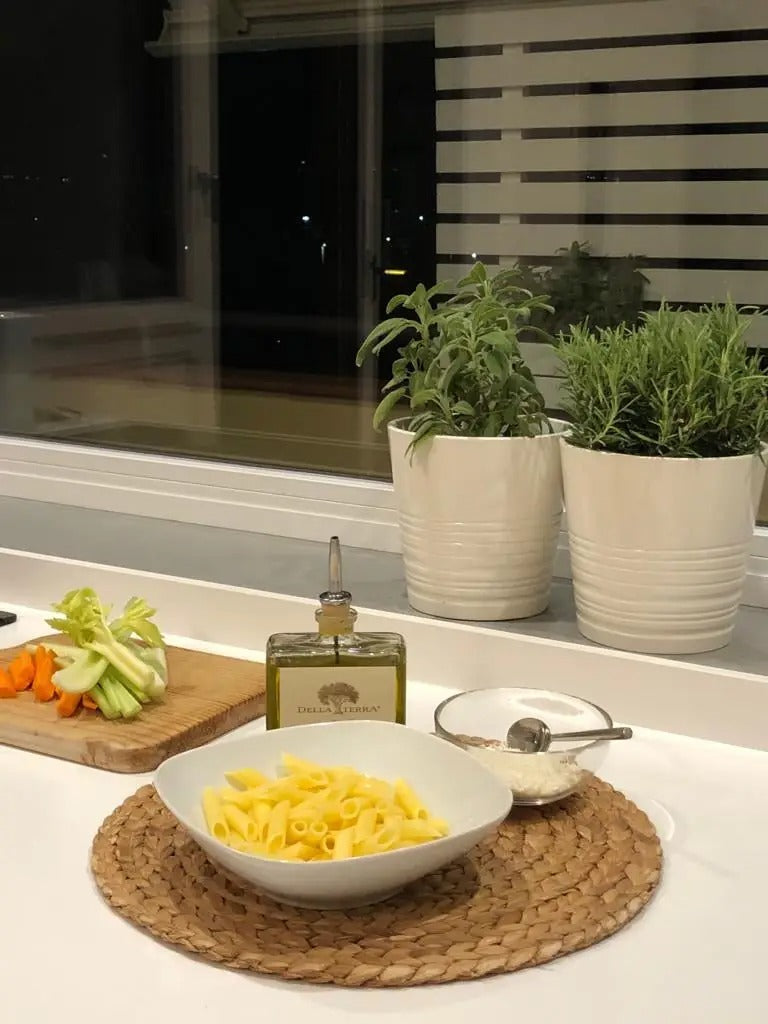 Della Terra Organic Extra Virgin Olive Oil